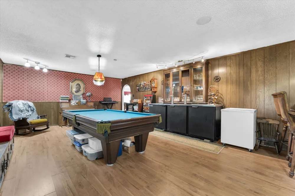 2534 S Robinson Drive Robinson, TX 76706