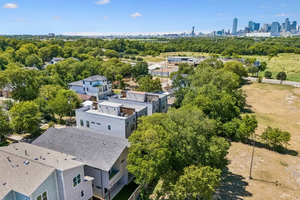 412 Avenue L Dallas, TX 75203