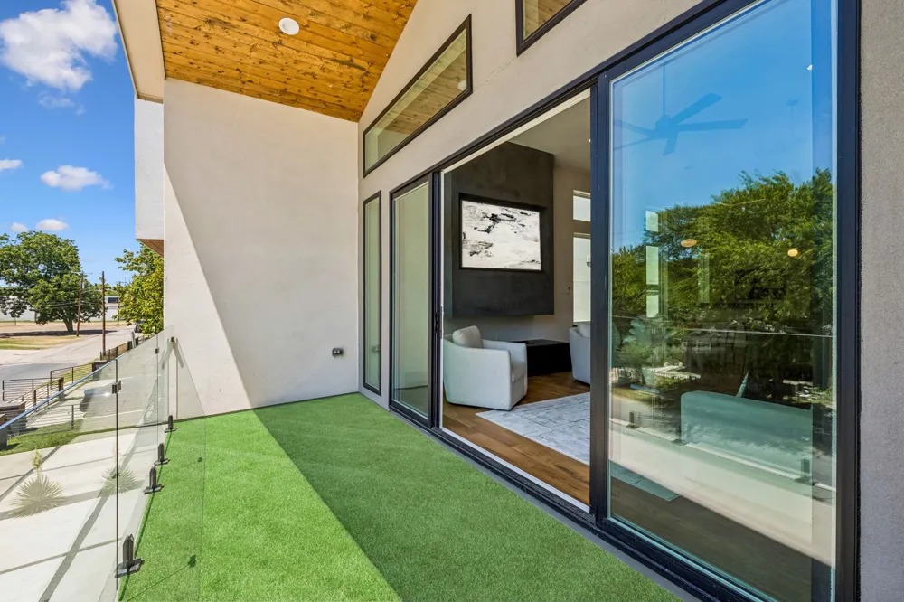 412 Avenue L Dallas, TX 75203