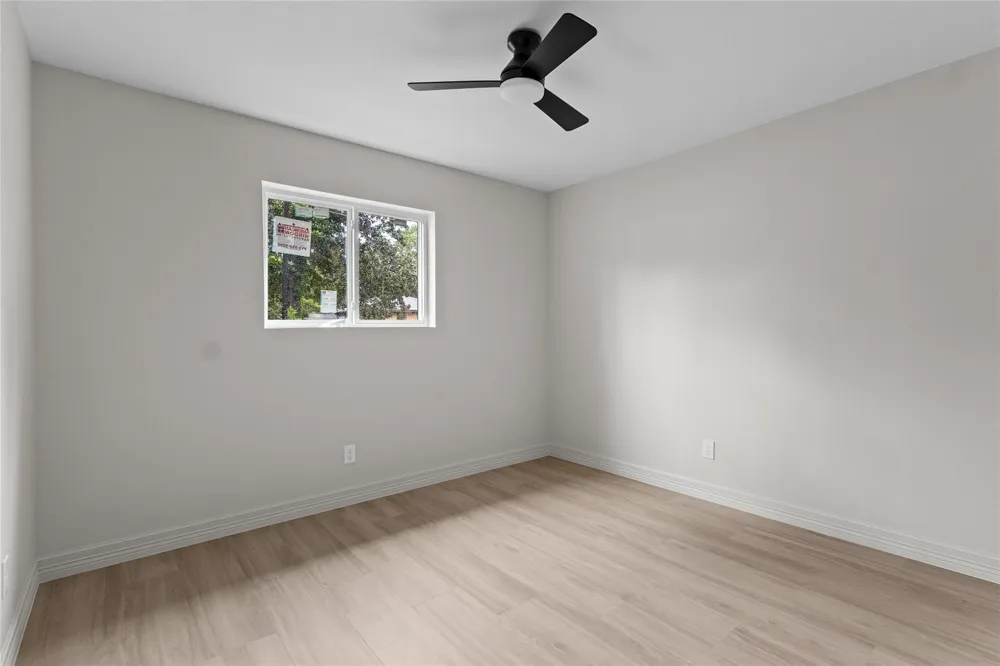 170 Maple Street Vidor, TX 77662