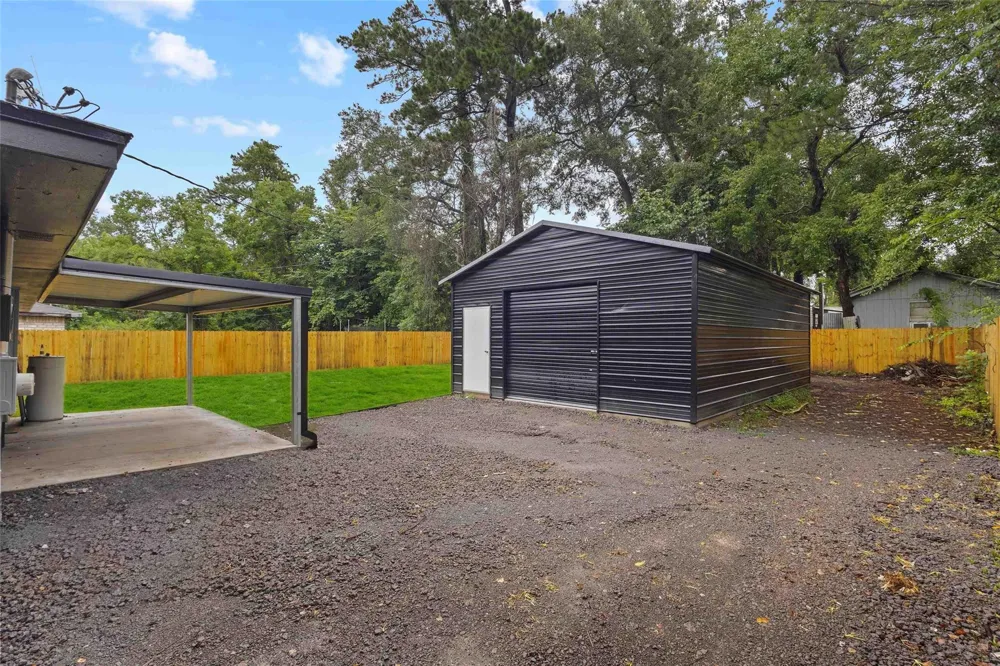 170 Maple Street Vidor, TX 77662