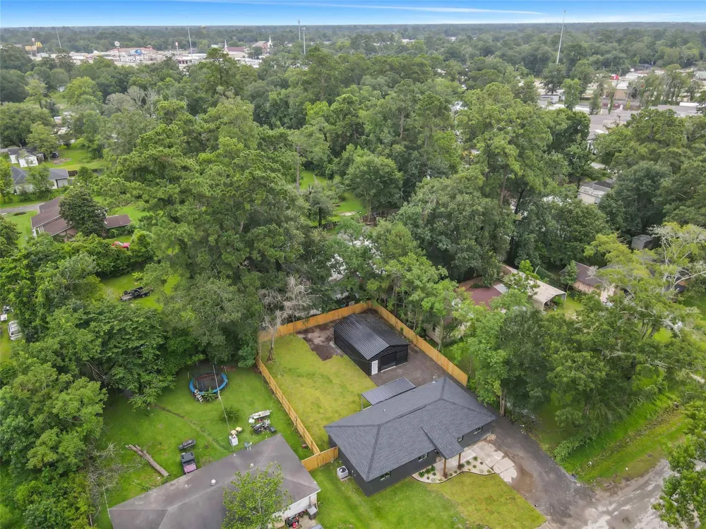 170 Maple Street Vidor, TX 77662