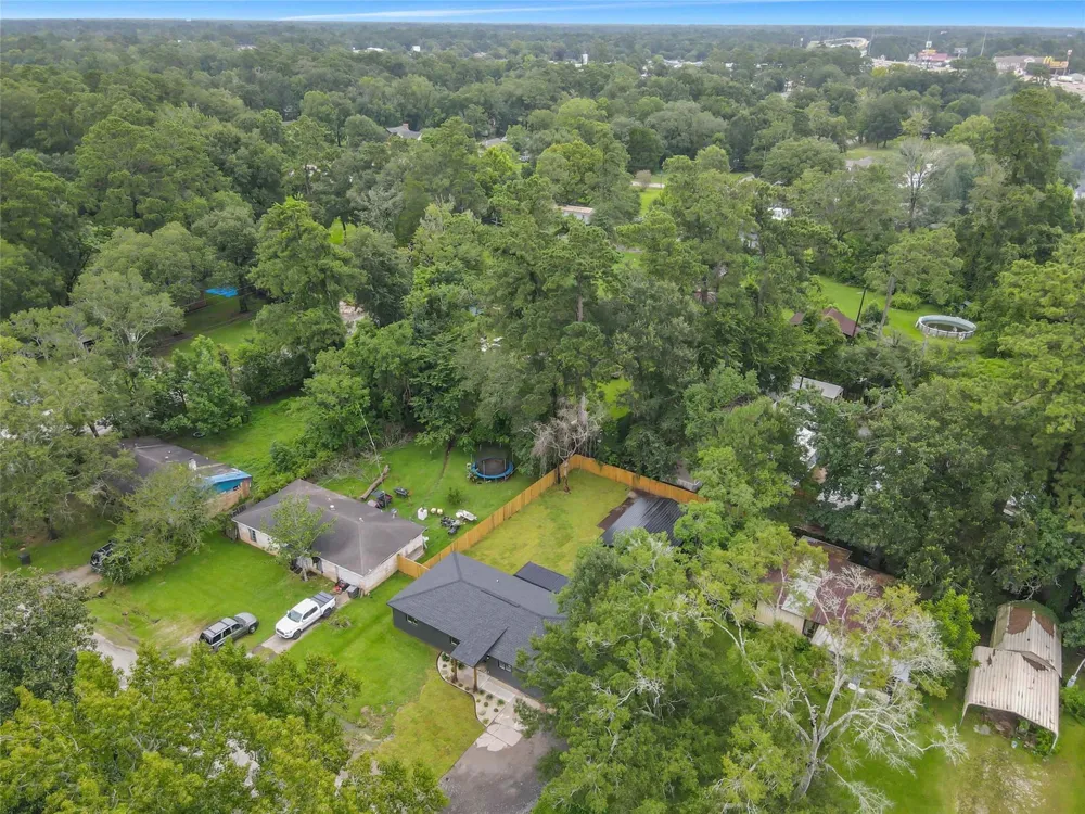 170 Maple Street Vidor, TX 77662