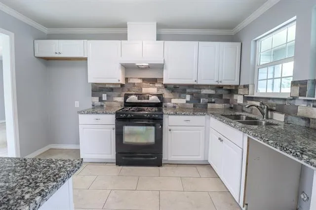 7290 Hurley Drive Beaumont, TX 77708