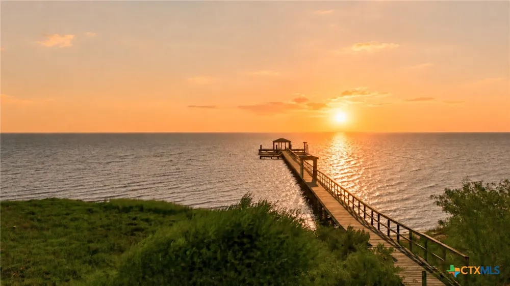 17 Blk 1 Bay Club Drive Seadrift, TX 77983