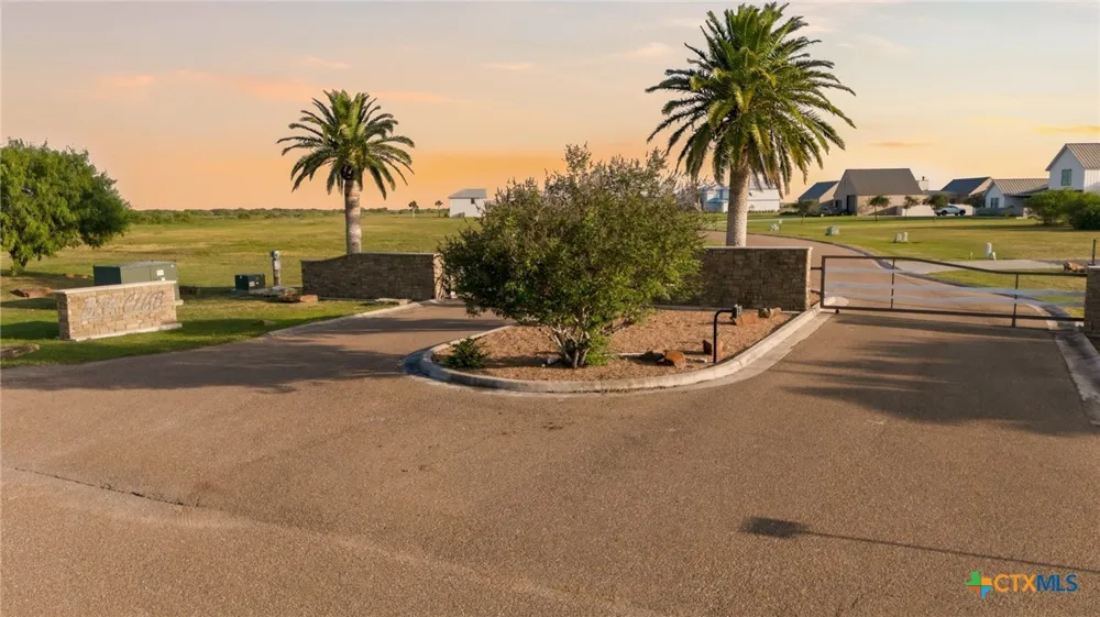 17 Blk 1 Bay Club Drive Seadrift, TX 77983