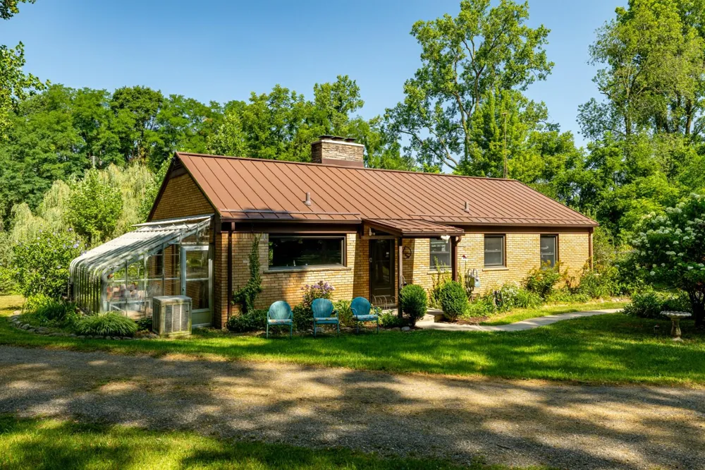 16460 Franklin Road Northville, MI 48168