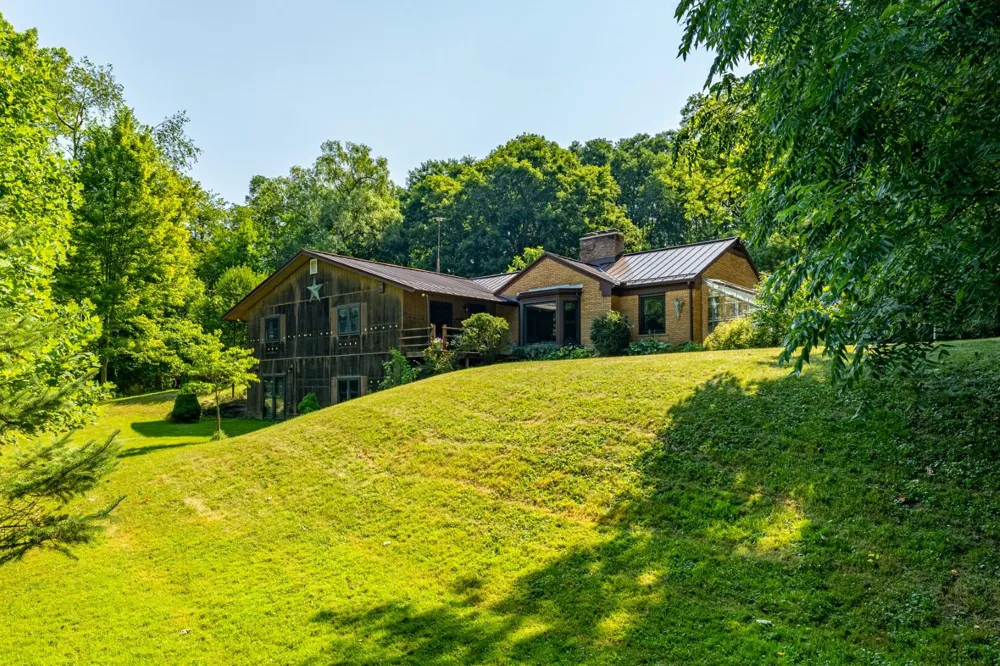 16460 Franklin Road Northville, MI 48168