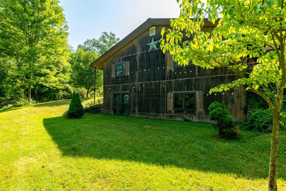 16460 Franklin Road Northville, MI 48168