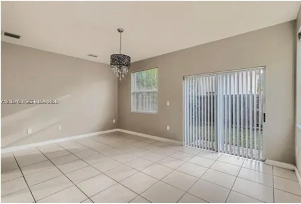 9125 SW 227th St #1 Cutler Bay, FL 33190