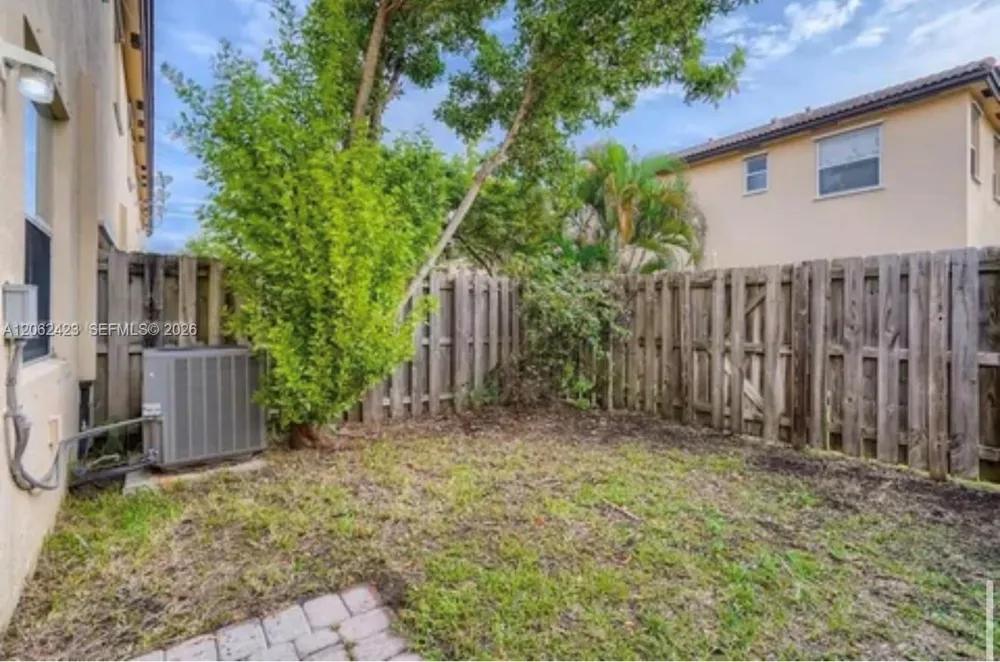 9125 SW 227th St #1 Cutler Bay, FL 33190