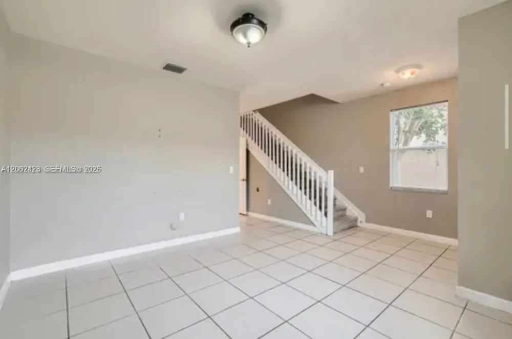 9125 SW 227th St #1 Cutler Bay, FL 33190