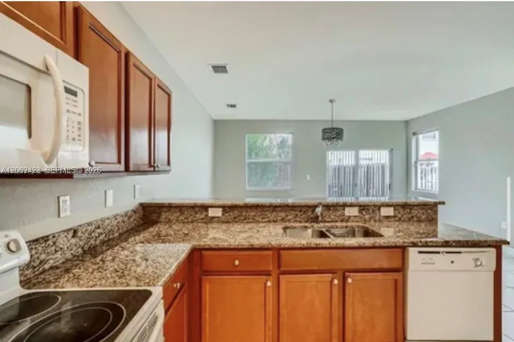 9125 SW 227th St #1 Cutler Bay, FL 33190