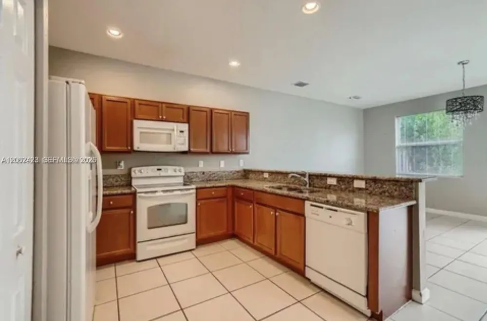 9125 SW 227th St #1 Cutler Bay, FL 33190