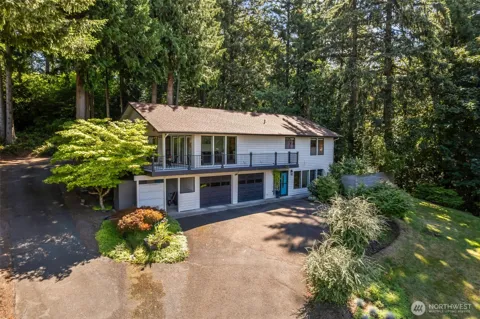 104 McMenomy Drive
