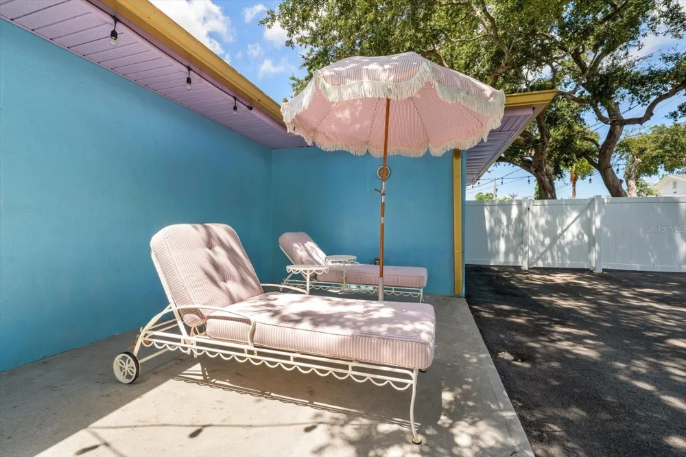 2050 W BAY DRIVE Largo, FL 33770