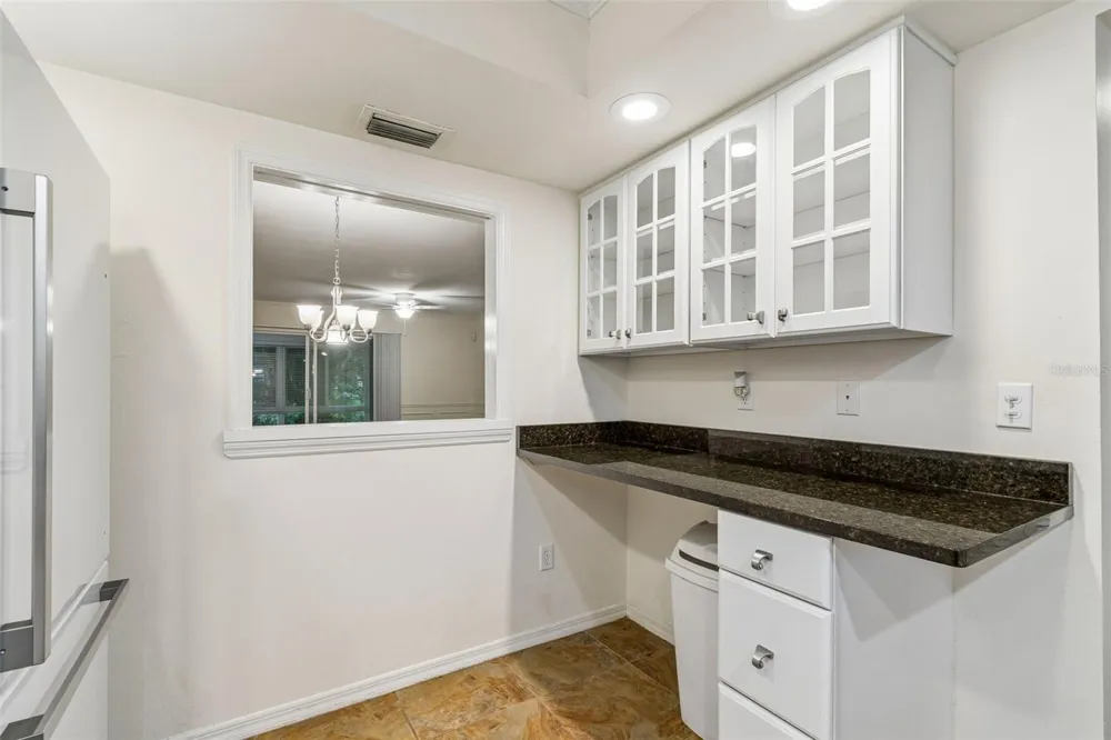 10387 CARROLLWOOD LANE #303 Tampa, FL 33618
