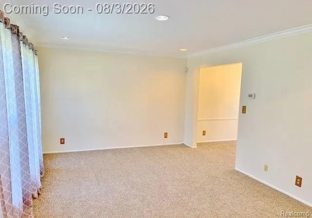 145 Miracle Drive Troy City, MI 48084
