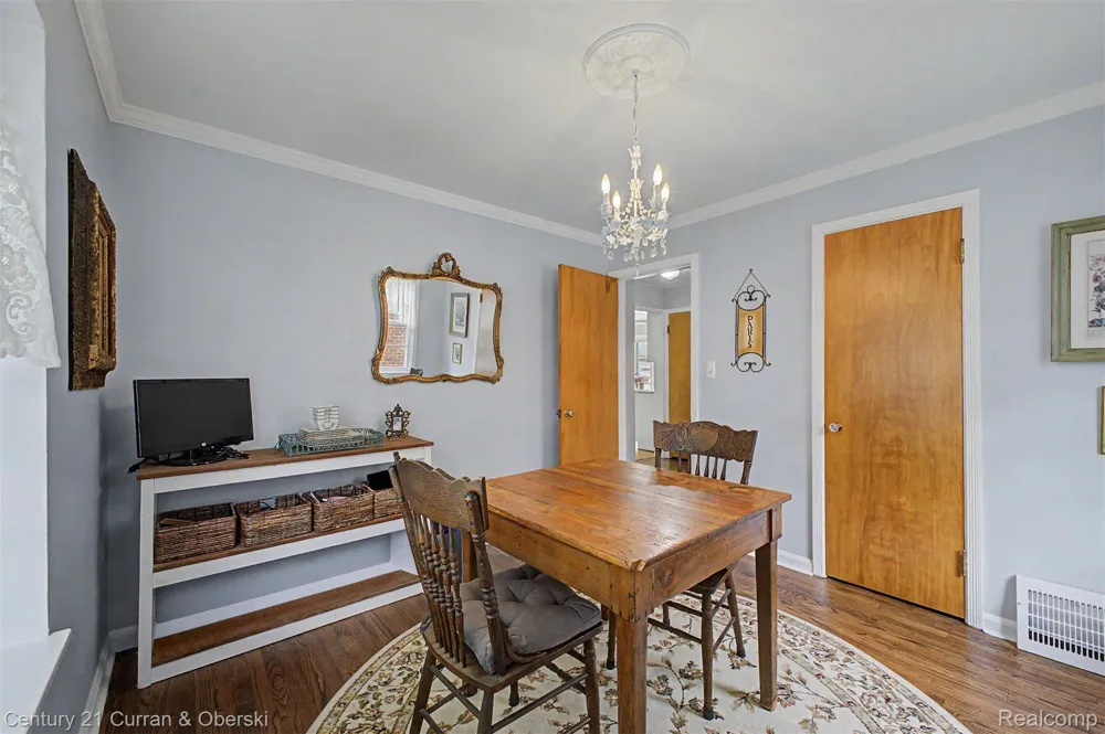 1521 Highview Street Dearborn City, MI 48128