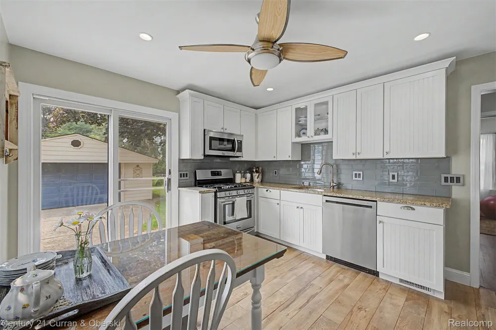 1521 Highview Street Dearborn City, MI 48128