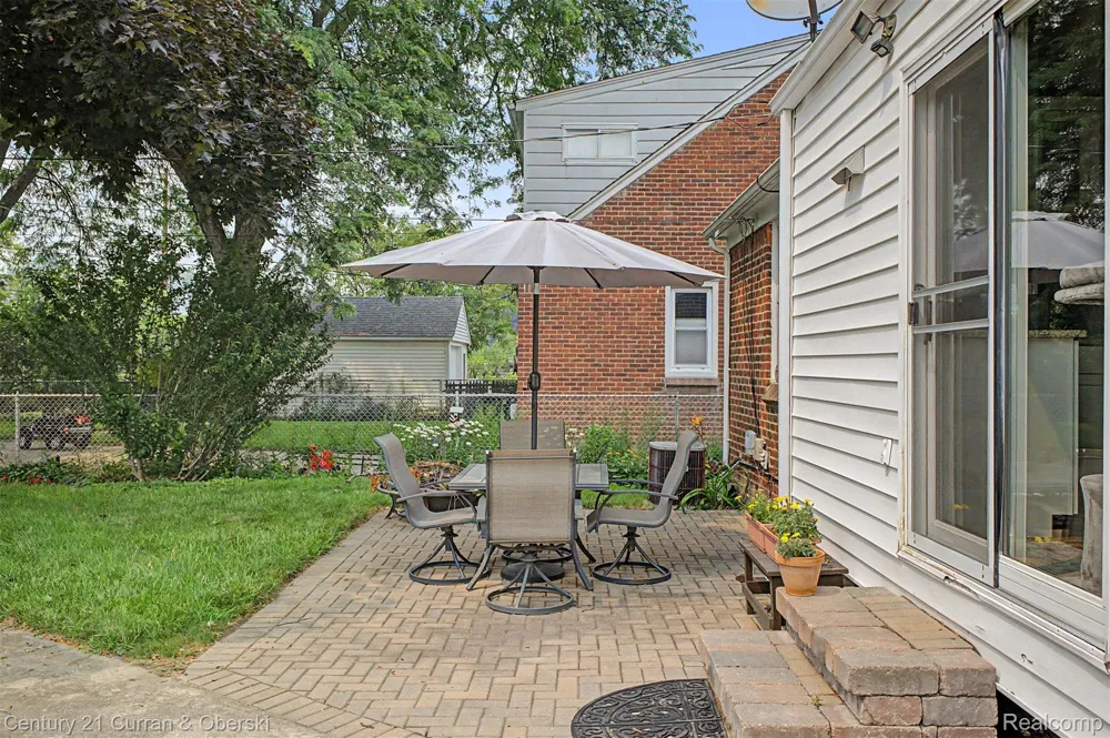 1521 Highview Street Dearborn City, MI 48128