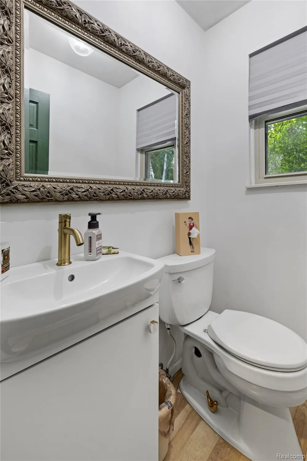 6180 Meyer Avenue Green Oak Township, MI 48116