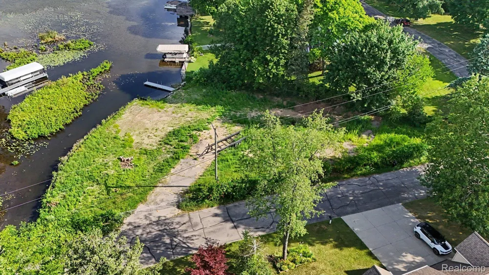 4190 Meyers Road Independence Charter Township, MI 48329