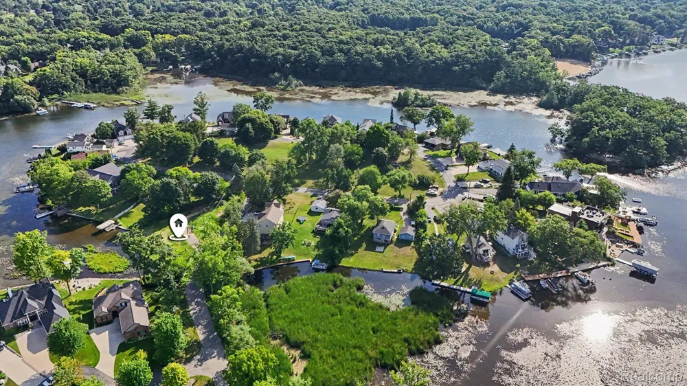 4190 Meyers Road Independence Charter Township, MI 48329
