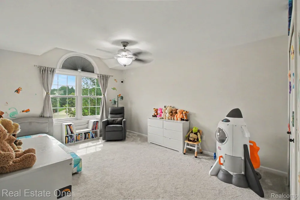 2110 Claiborne Court Genoa Township, MI 48114
