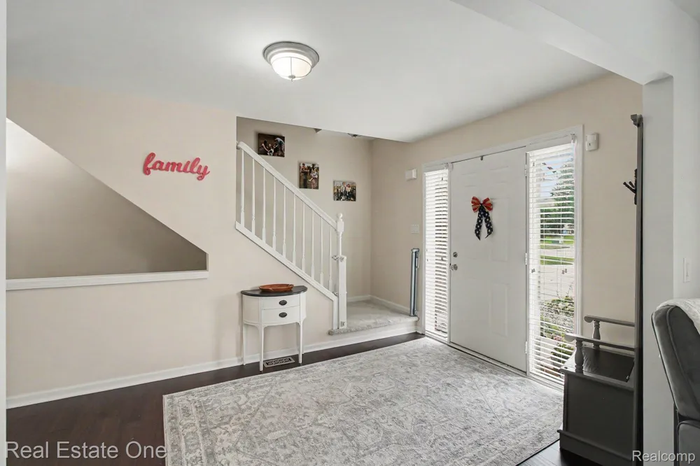 2110 Claiborne Court Genoa Township, MI 48114