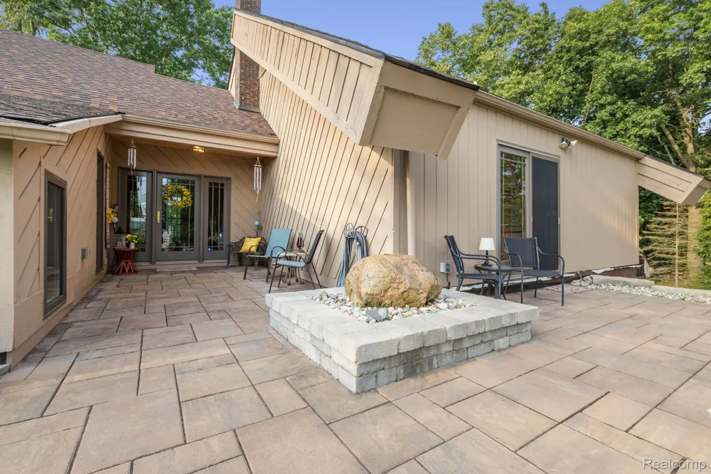 7337 Driftwood Drive Deerfield Township, MI 48430