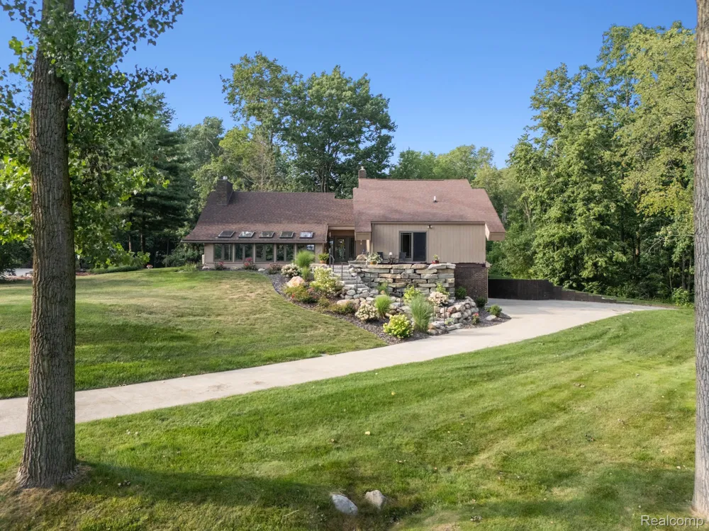 7337 Driftwood Drive Deerfield Township, MI 48430