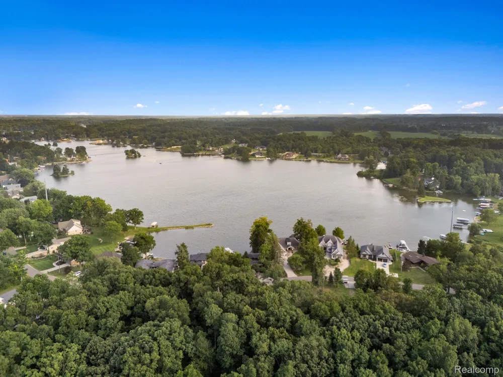 7337 Driftwood Drive Deerfield Township, MI 48430