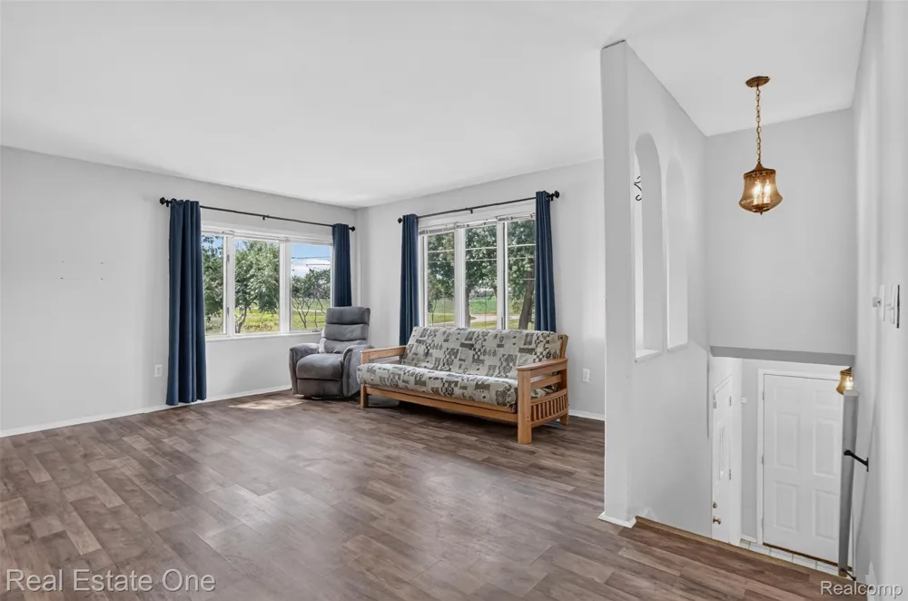 7990 Tower Road Salem Township, MI 48178