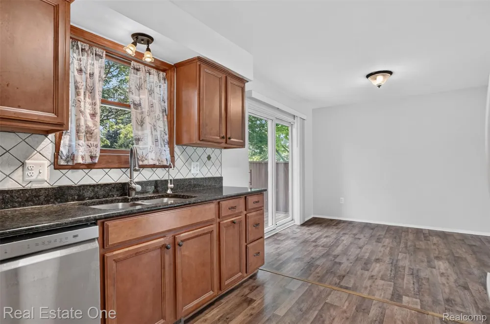 7990 Tower Road Salem Township, MI 48178
