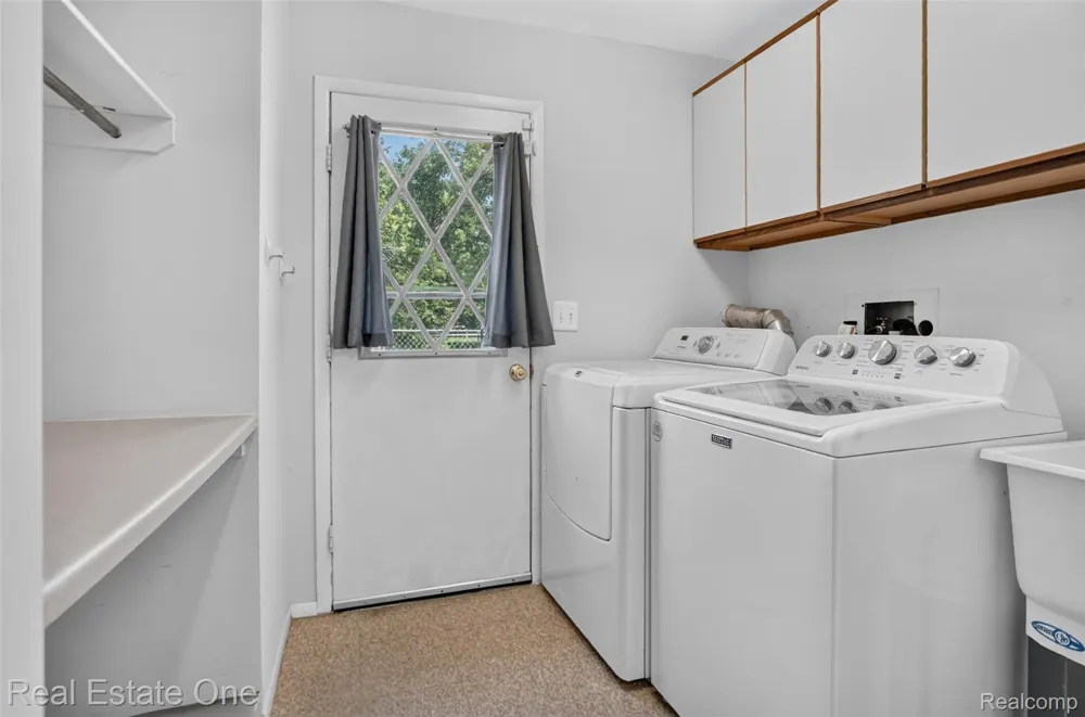 7990 Tower Road Salem Township, MI 48178