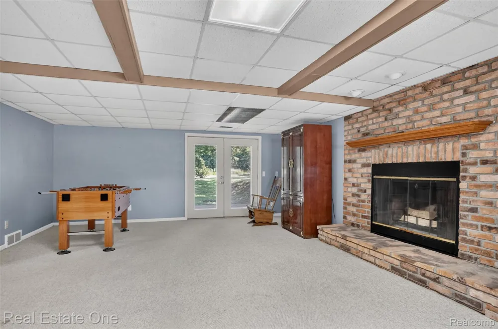 7990 Tower Road Salem Township, MI 48178