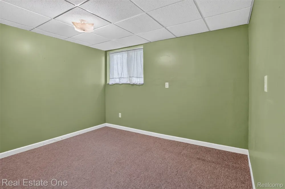 7990 Tower Road Salem Township, MI 48178