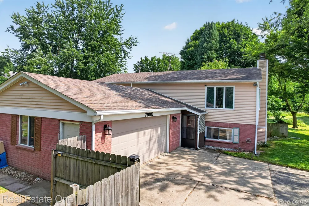 7990 Tower Road Salem Township, MI 48178
