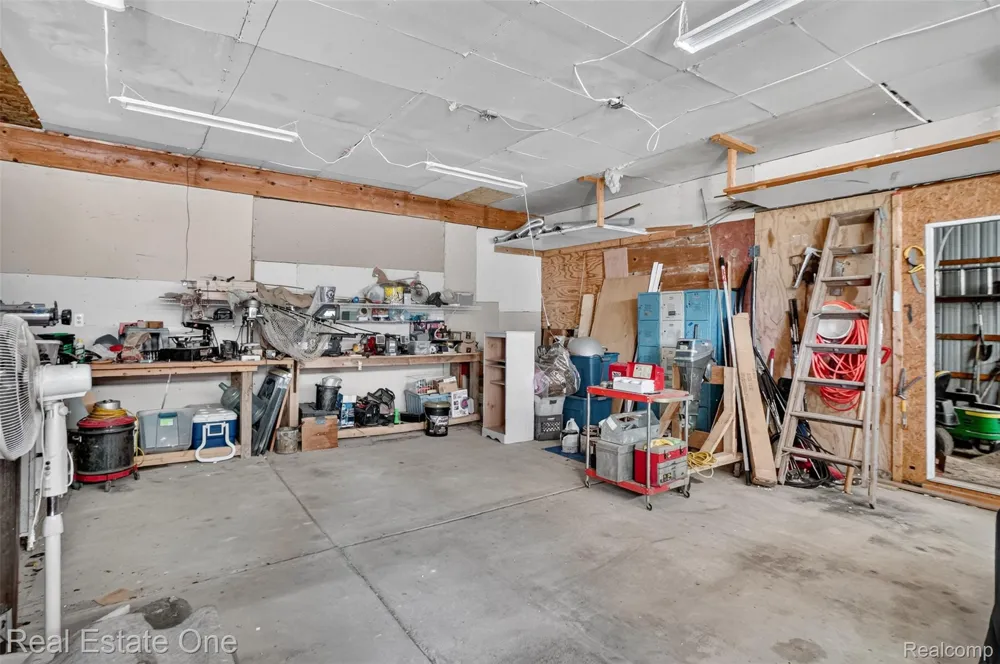 7990 Tower Road Salem Township, MI 48178