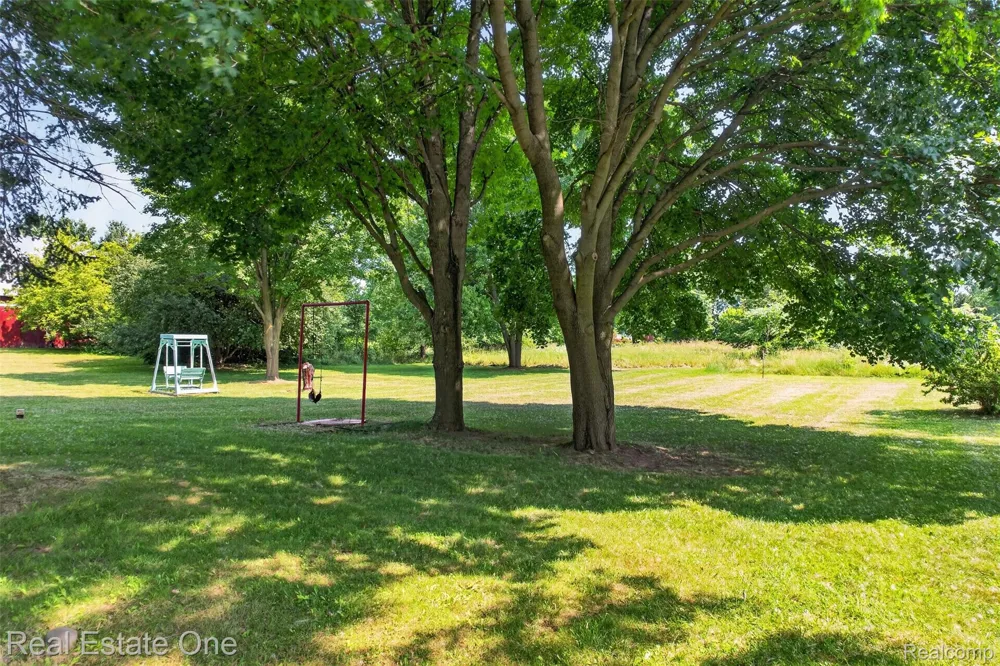 7990 Tower Road Salem Township, MI 48178