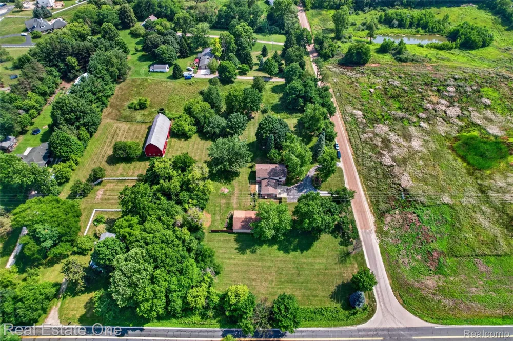 7990 Tower Road Salem Township, MI 48178