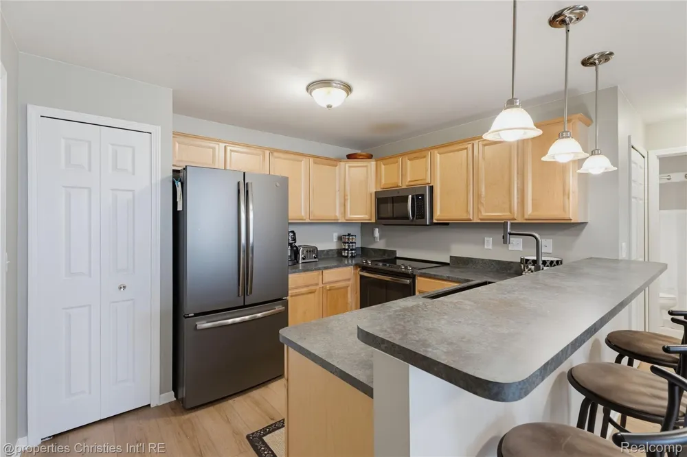35104 Emma Circle Commerce Charter Township, MI 48390