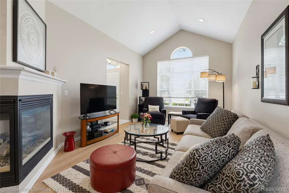35104 Emma Circle Commerce Charter Township, MI 48390