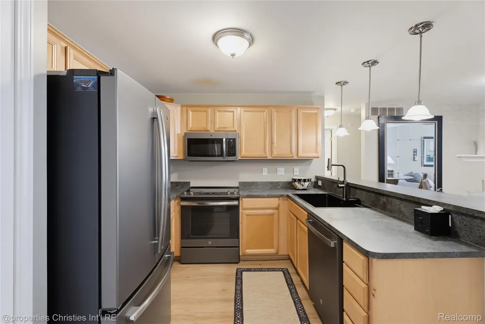 35104 Emma Circle Commerce Charter Township, MI 48390