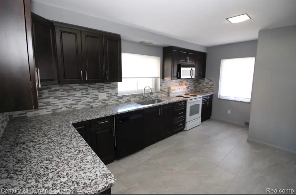1551 MASON STREET Dearborn City, MI 48124