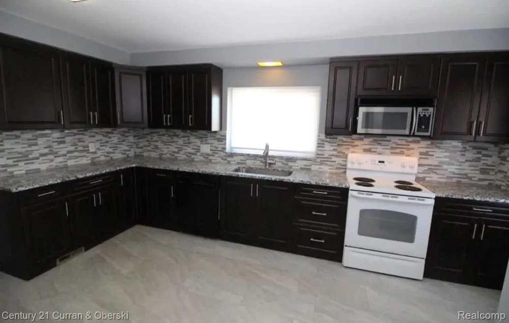 1551 MASON STREET Dearborn City, MI 48124
