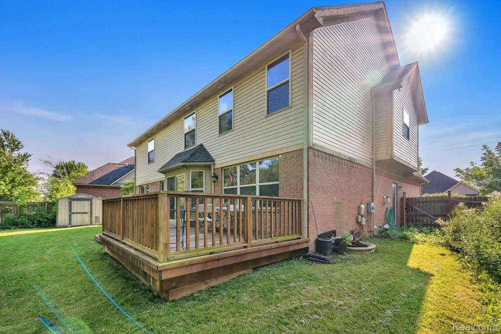 26923 Pepperwood Drive Woodhaven City, MI 48183