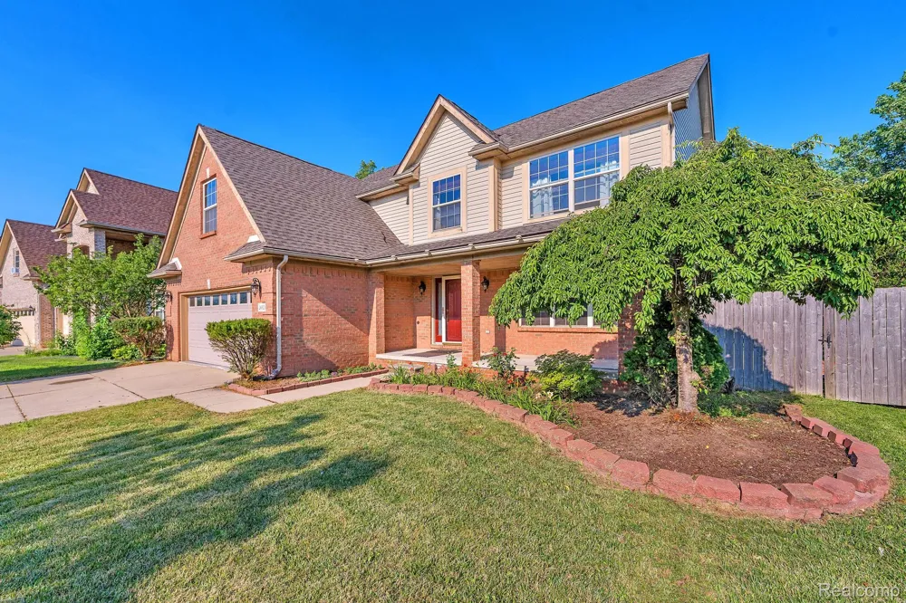26923 Pepperwood Drive Woodhaven City, MI 48183
