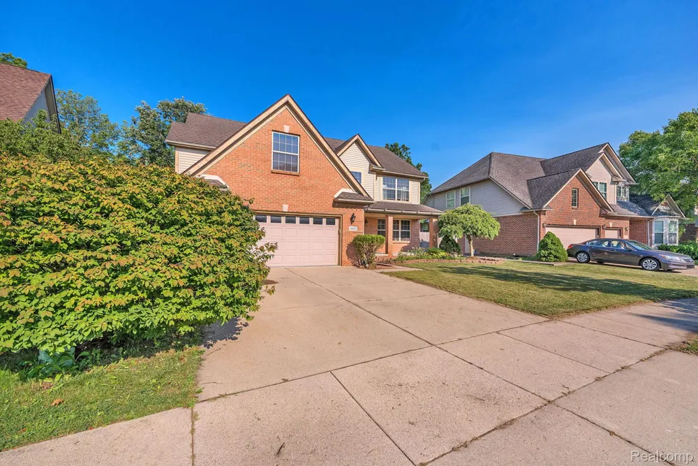 26923 Pepperwood Drive Woodhaven City, MI 48183